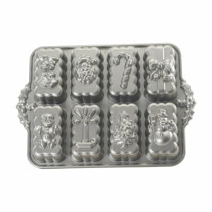 Forma na 8 sušienok Shortbread v striebornej farbe Nordic Ware Christmas