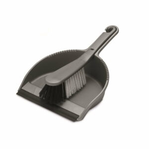 Sivý set lopatky a mäkkého zmetáka Addis Addis