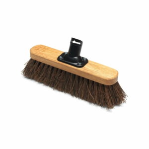 Hlavica na zmeták s tuhými palmovými vláknami Addis Varnished