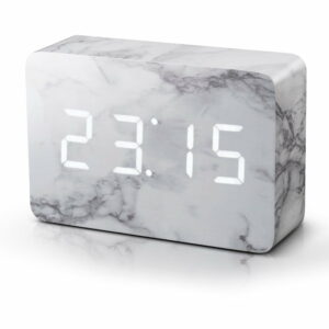 Budík v mramorovom dekore s bielym LED displejom Gingko Brick Marble Click Clock Gingko