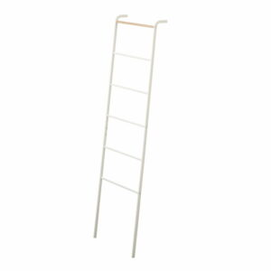 Biely dekoratívny rebrík YAMAZAKI Tower Ladder YAMAZAKI