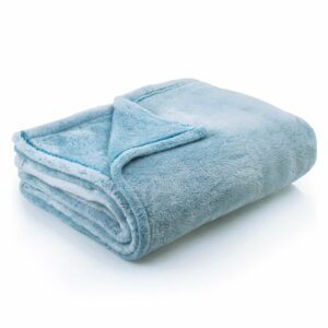 Tyrkysová deka z mikrovlákna DecoKing Fluff Turquoise